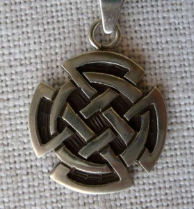 Cruz s Jorg red no calada